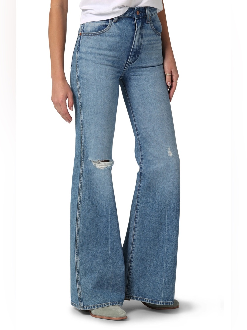 Wrangler Wanderer High-Rise Flare Jeans - 27 EUC